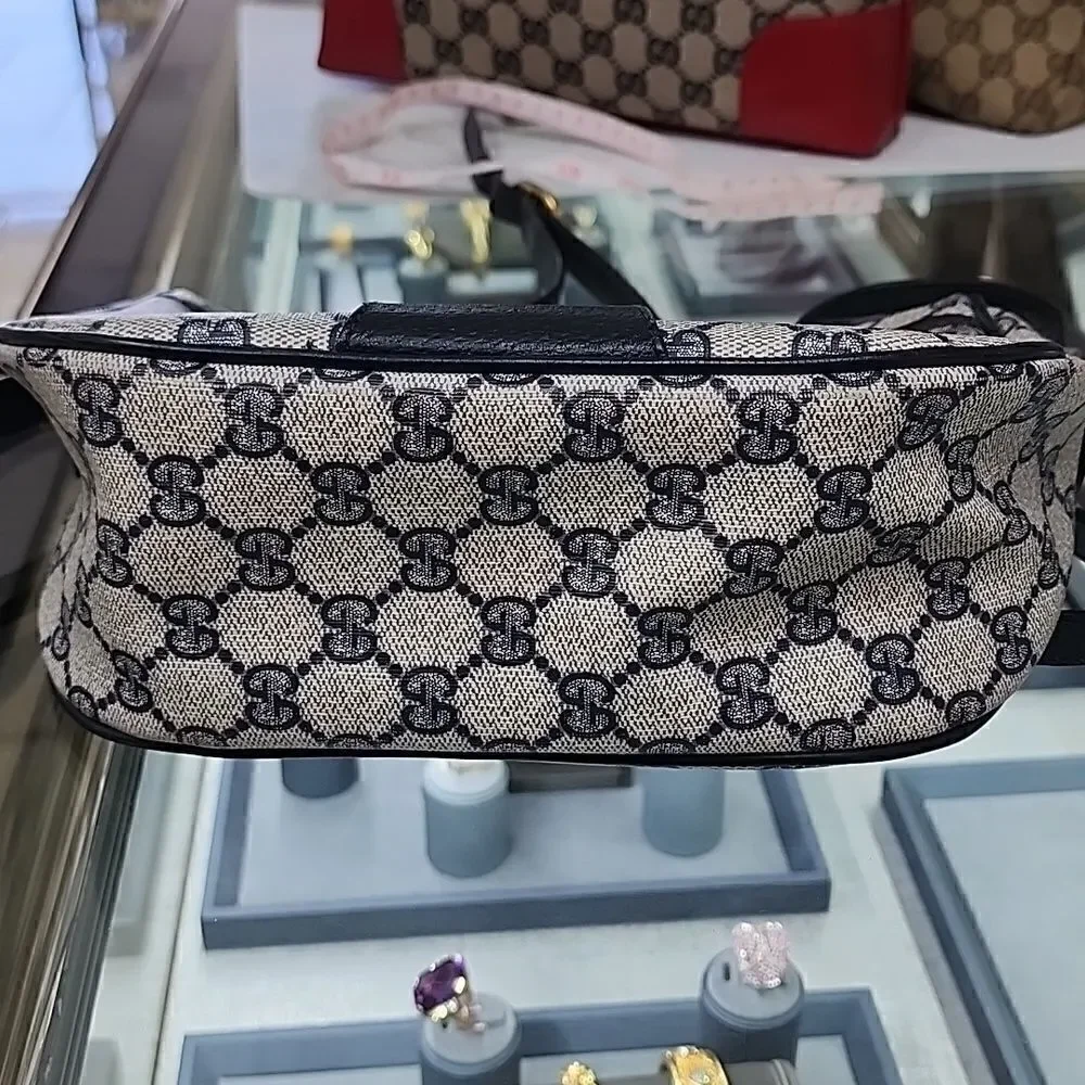 Authentic Vintage Gucci Sherry Blue Red Monogram Crossbody Purse Bag - Picture 6 of 10